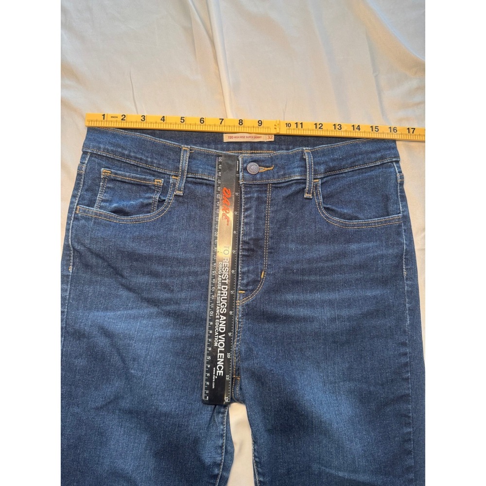 Levi's Jeans Women 32 Dark Blue 720‎ High Rise Super Skinny Streetwear Denim - Picture 3 of 5